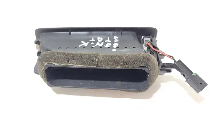 Audi A6 S6 C6 4F (2004 - 2008) 4F0819383A Боковой воздушный дефлектор — фото 6