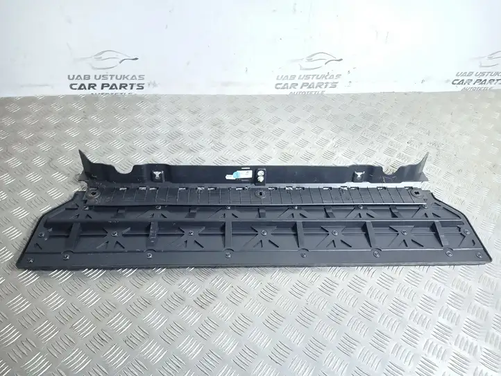 Land Rover Discovery 3 - LR3 (2004 - 2009) EBZ500011 Прочая отделка багажника — фото 3
