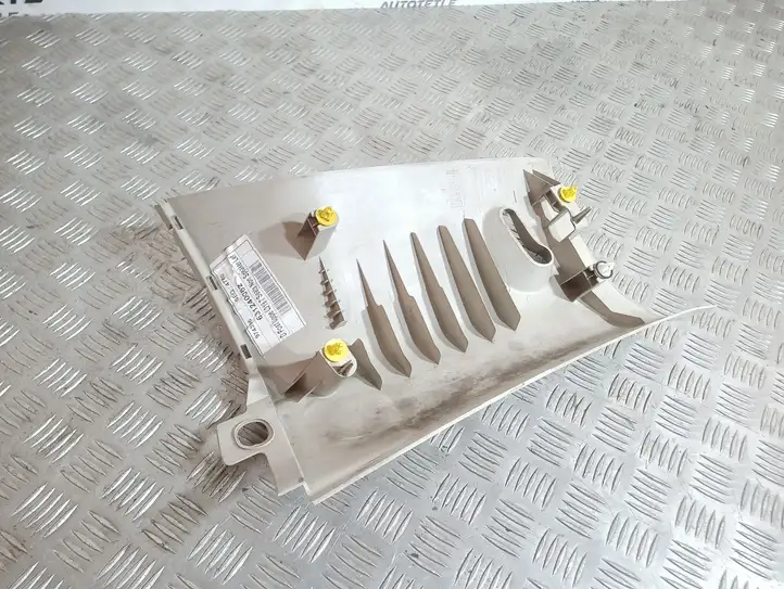 Land Rover Discovery 3 - LR3 (2004 - 2009) EMR500411 Обшивка стойки C — фото 3