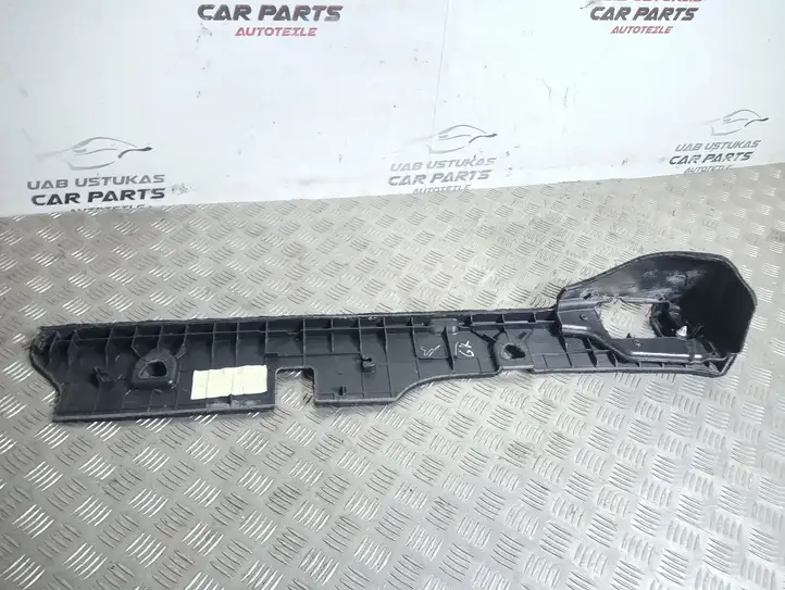 Land Rover Discovery 3 - LR3 (2004 - 2009) ERK500293PVJ Прочая отделка багажника — фото 3