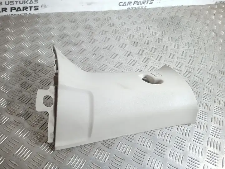 Land Rover Discovery 3 - LR3 (2004 - 2009) EMR500401 Обшивка стойки C — фото 1