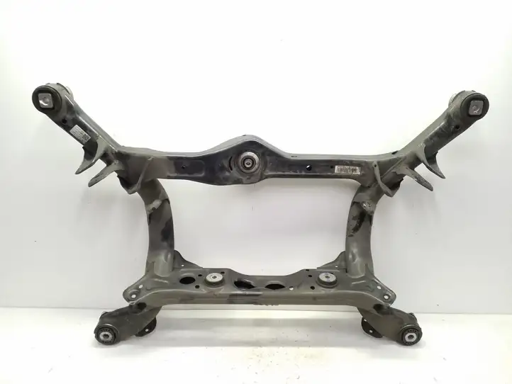 Porsche Macan (2014 - 2018)  95B505235E Задняя траверса