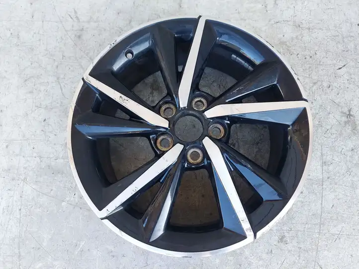 Toyota Auris E180 (2012 - 2018) 42611YY680 Легкосплавный колесный диск R17 — фото 1