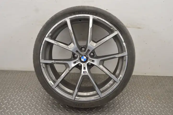 BMW 8 G15 (2018 - ) 8072023 — фото 1