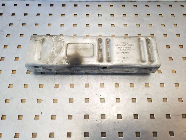 Audi A4 (2004 - 2009)  8E0807332B  Держатель заднего бампера (кронштейн)
