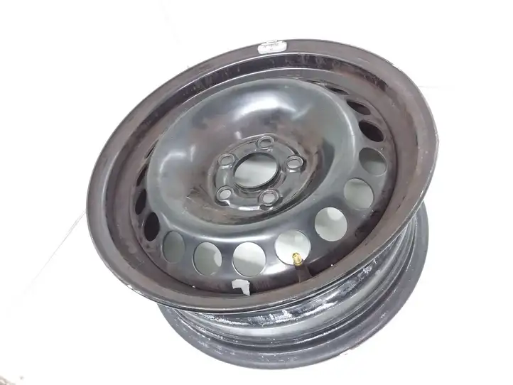 Audi A1 (2010 - 2014) KBA43737 Стальной штампованный диск R15 — фото 1