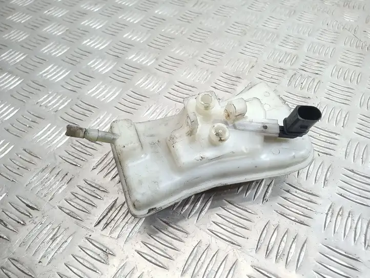 Audi A6 S6 C6 4F (2004 - 2008) 8E0611301G Бачок тормозной жидкости — фото 3