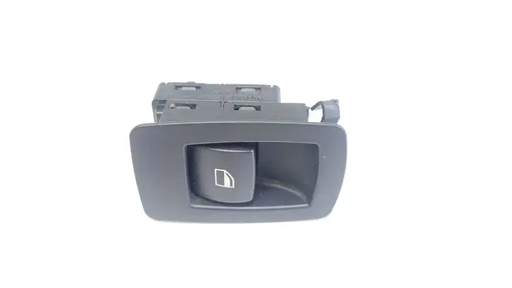 BMW 1 E81 E87 (2004 - 2011) 6945874 Кнопка стеклоподъемников — фото 1