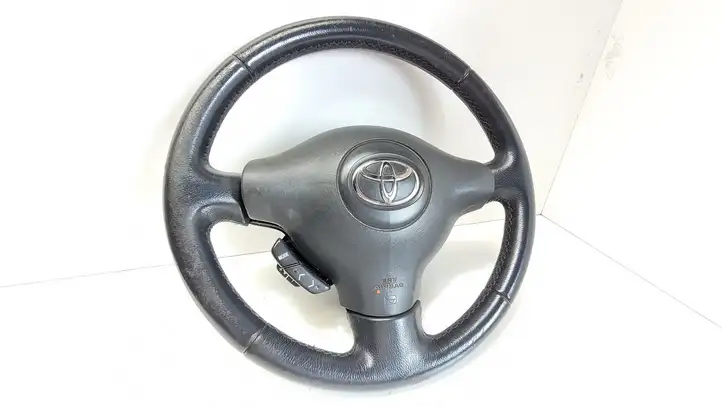 Toyota Yaris (2003 - 2005) Руль — фото 1