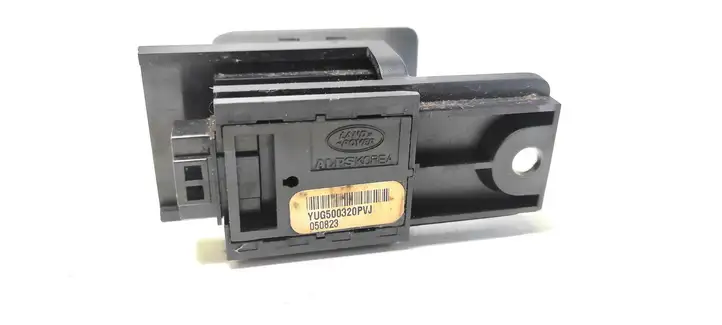Land Rover Discovery 3 - LR3 (2004 - 2009) YUG500320 Кнопка ручного тормоза — фото 4