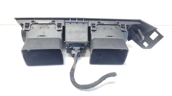 Opel Meriva A (2002 - 2006) 464652911 Центральный воздушный дефлектор — фото 3