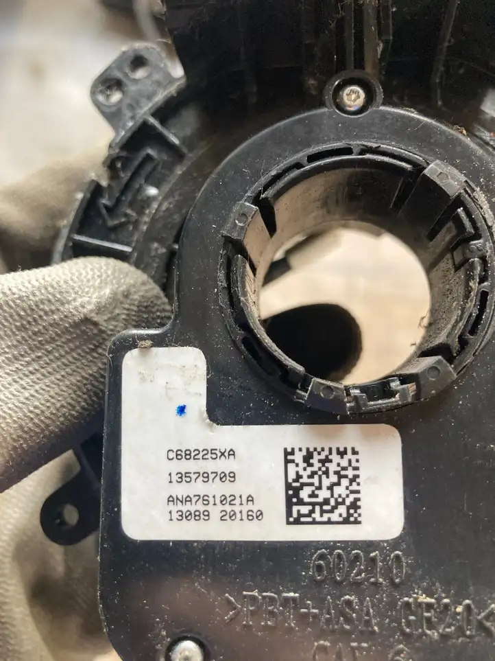 Chevrolet Trax (2013 - 2017) C68225XA Контактное кольцо SRS — фото 4