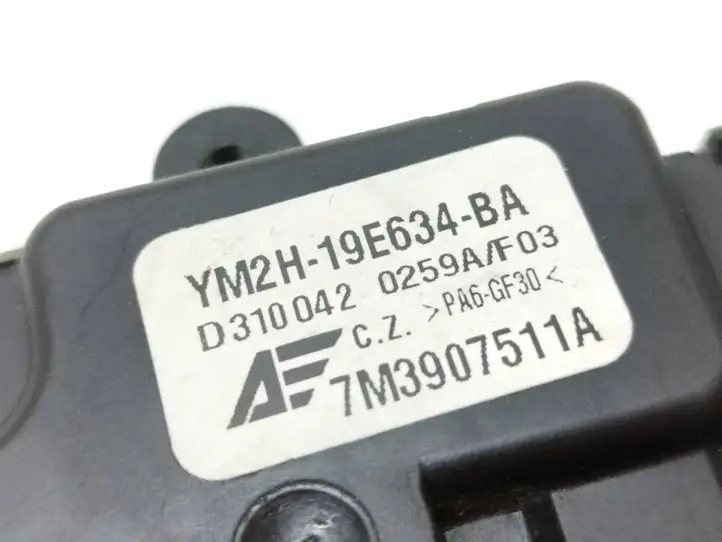 Seat Alhambra (Mk1) (2000 - 2010) 7M3907511A Двигатель задвижки потока воздуха — фото 5