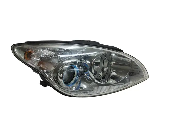 Hyundai i30 (2007 - 2012) 921022LXXX Передняя фара — фото 1