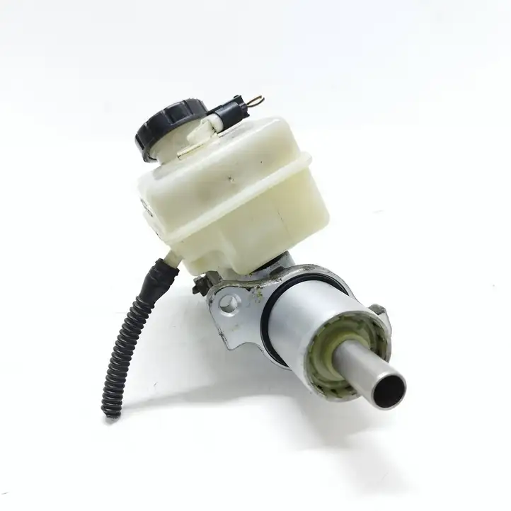 Mercedes-Benz A W169 (2004 - 2012) A1694300202 Главный тормозной цилиндр — фото 3