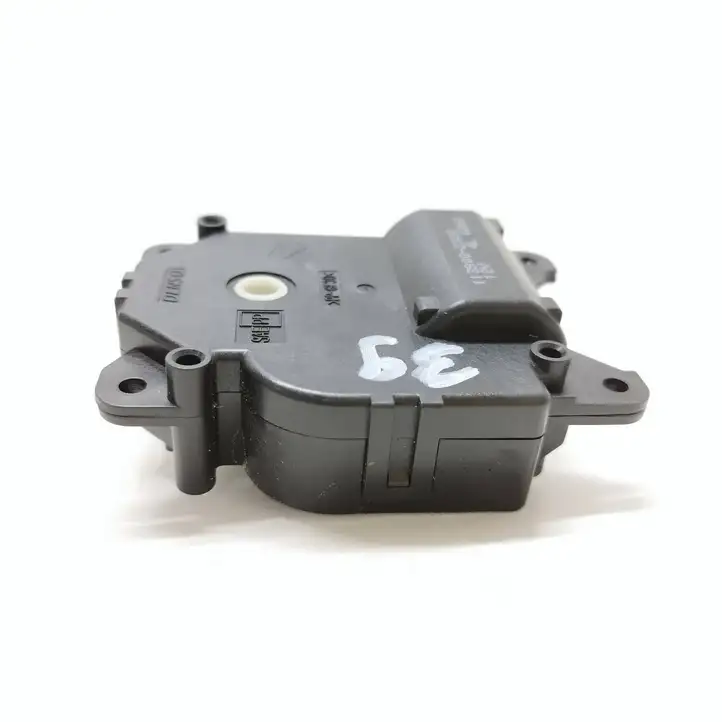 Honda Insight (2009 - 2011) 1138002330 Двигатель задвижки потока воздуха — фото 2
