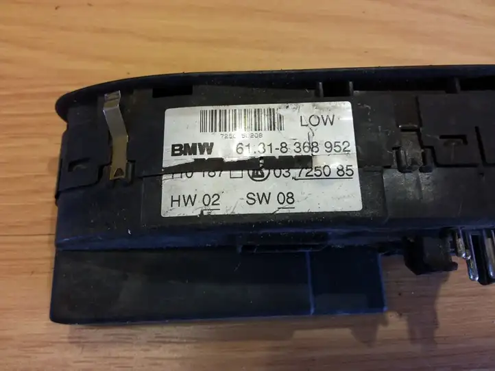 BMW 5 E39 (1996 - 2003) 61318368952 Кнопка стеклоподъемников — фото 2