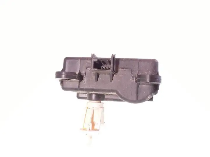 Nissan Primera (2001 - 2008) 3C27030840 Двигатель задвижки потока воздуха — фото 2