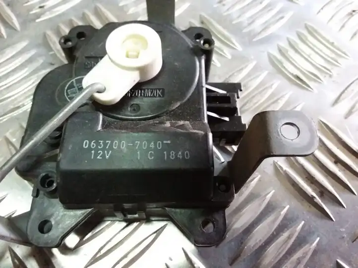 Mitsubishi Pajero (1999 - 2003) 0637007040 Двигатель задвижки потока воздуха — фото 3