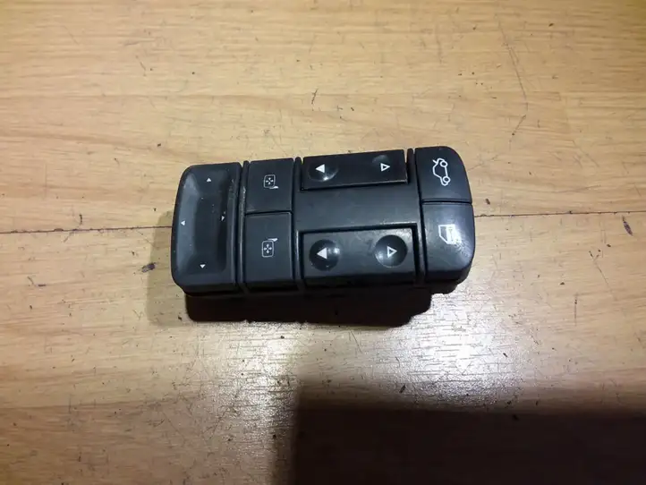 Opel Vectra C (2002 - 2005) 09185952 Блок кнопок стеклоподъемников — фото 1