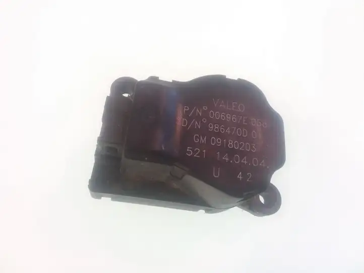 Opel Vectra C (2002 - 2005) 09180203 Двигатель задвижки потока воздуха — фото 1