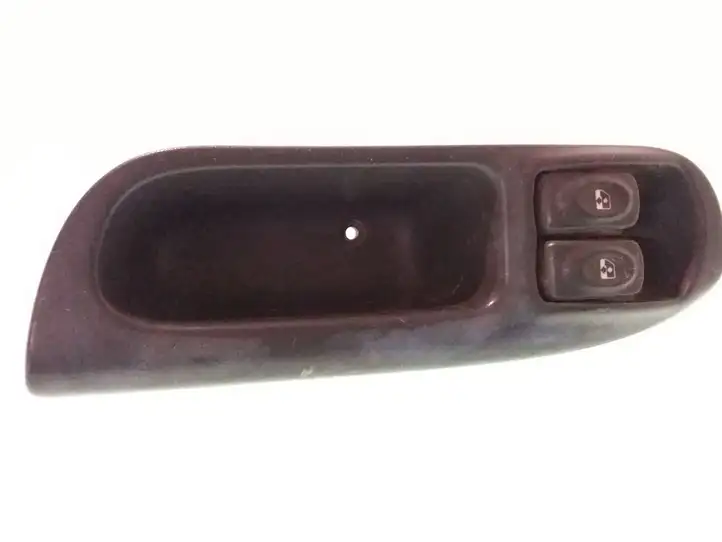 Renault Scenic I (1996 - 2003) 7700431172 Блок кнопок стеклоподъемников — фото 1