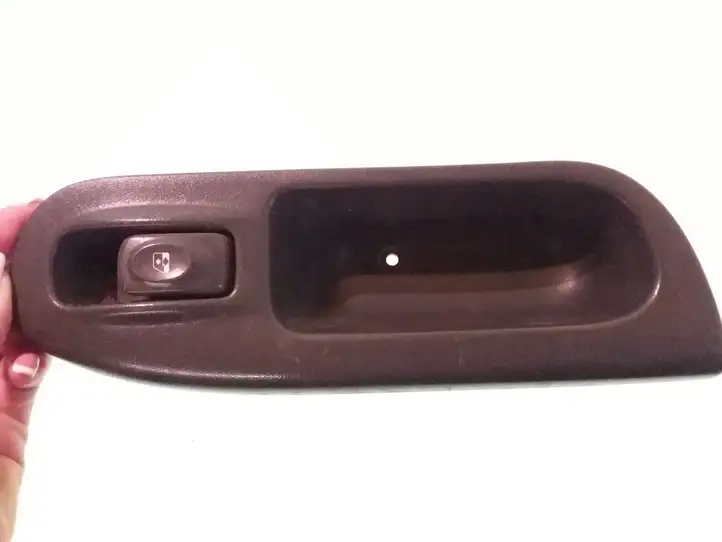 Renault Scenic I (1996 - 2003) 7700431172 Блок кнопок стеклоподъемников — фото 1