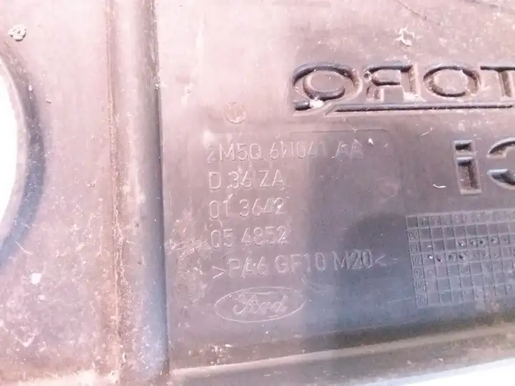 Ford Focus (1998 - 2004) 2M5Q6N041AA Крышка двигателя декоративная — фото 3
