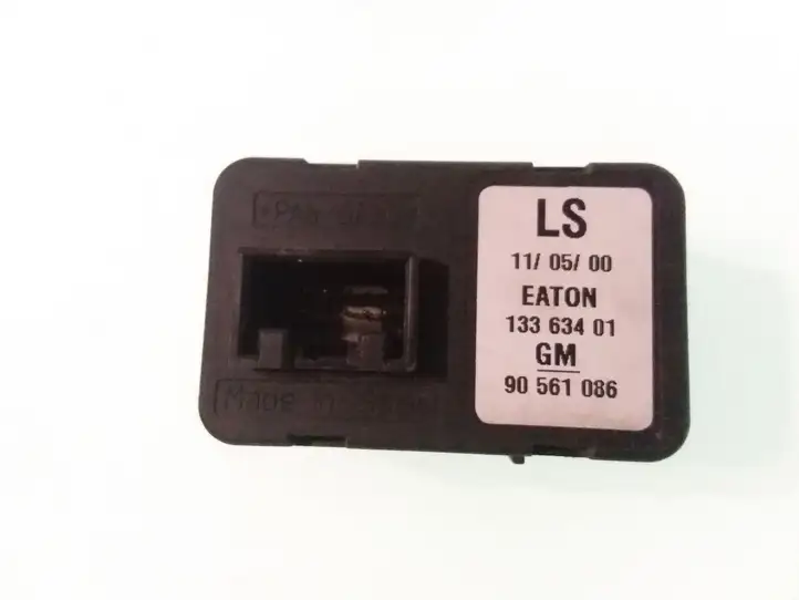 Opel Zafira A (1999 - 2003) 13363401 Блок кнопок стеклоподъемников — фото 2