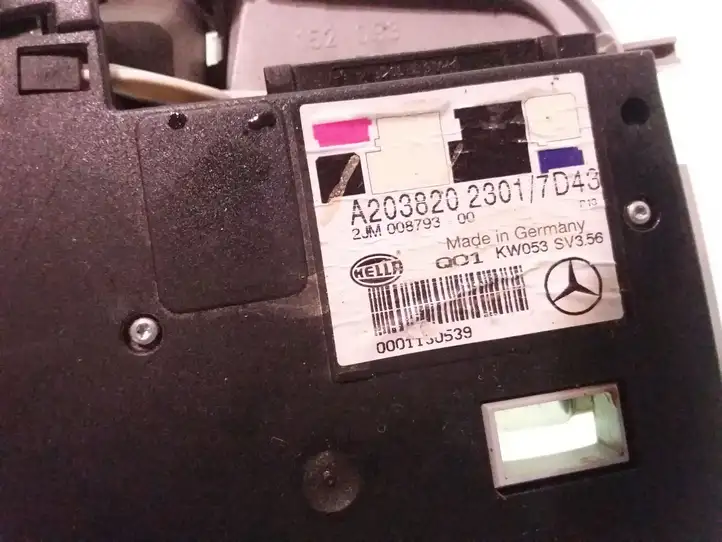 Mercedes-Benz C W203 (2000 - 2007) A2038202301 Передняя подсветка — фото 3