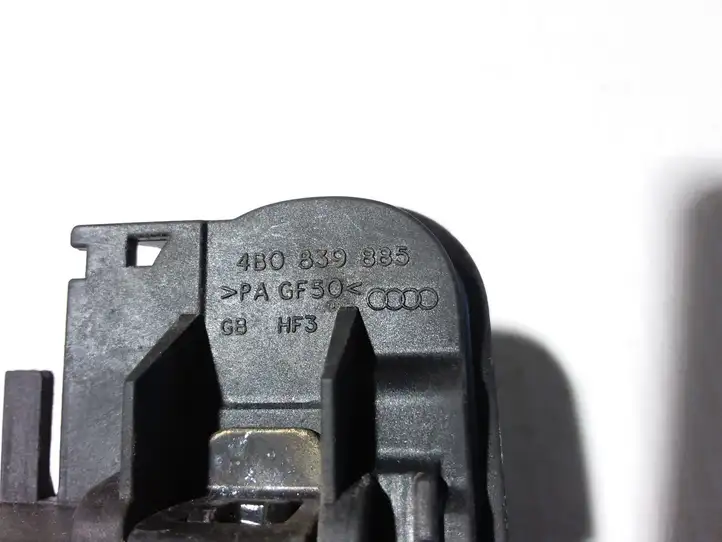 Audi A3/S3 8P (2008 - 2013) 4B0839885 Наружная ручка двери — фото 3