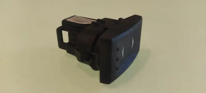 Ford Mondeo Mk III (2000 - 2007) 1S7T14529AB Блок кнопок стеклоподъемников — фото 1