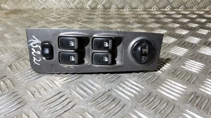 Hyundai Matrix (2001 - 2005) 9357017100 Кнопка стеклоподъемников — фото 1
