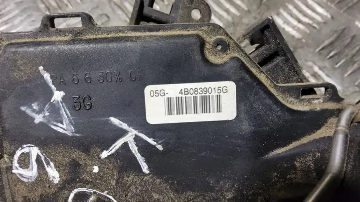 Audi A6 S6 C5 4B (2001 - 2004) 4B0839015G Замок задней двери — фото 2