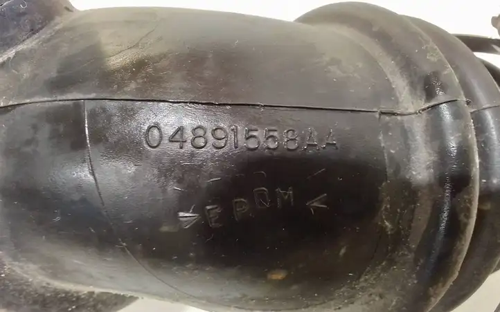 Chrysler PT Cruiser (2000 - 2010) 04891558AA Трубка подачи воздуха — фото 2