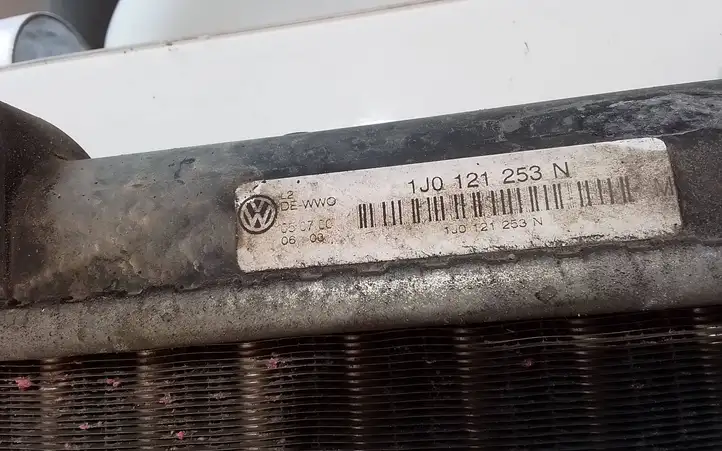 Audi A3/S3 8L (1996 - 2000) 1J0121253N Радиатор охлаждающей жидкости двигателя — фото 2