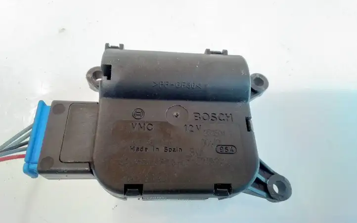 Porsche Cayenne (9PA) (2002 - 2010) 0132801320 Двигатель задвижки потока воздуха — фото 2