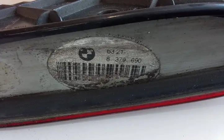 BMW 7 E65 E66 (2001 - 2008) 8379690 Задний фонарь в крышке багажника — фото 2