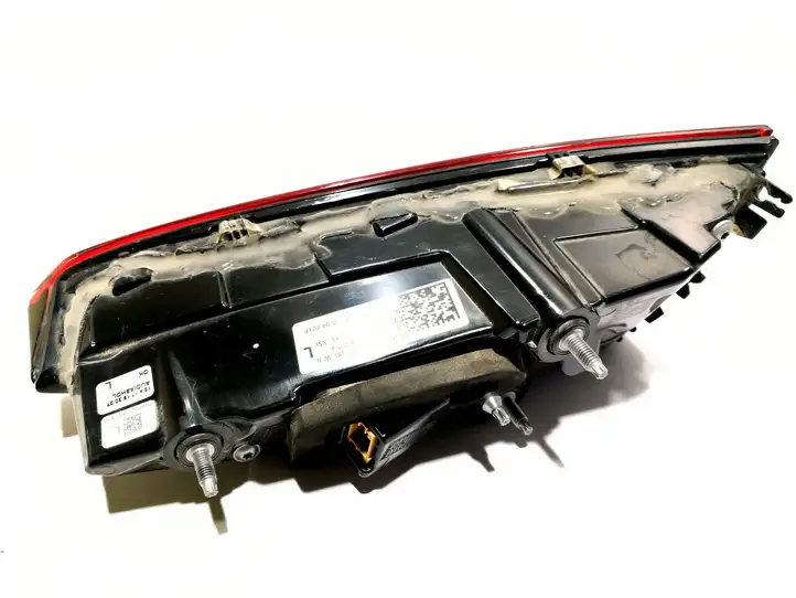Audi A5 8T 8F (2011 - 2016) 8W6945093A Задний фонарь в крышке багажника — фото 6