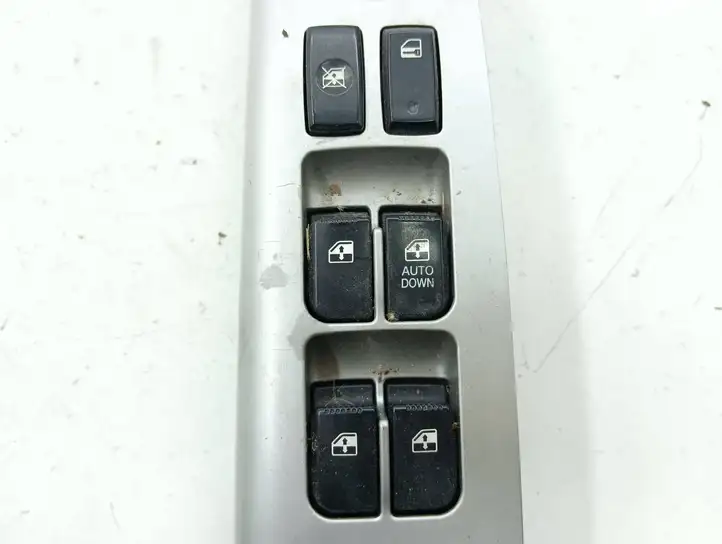 Hyundai Santa Fe (2005 - 2009) 935702B500S4 Блок кнопок стеклоподъемников — фото 8