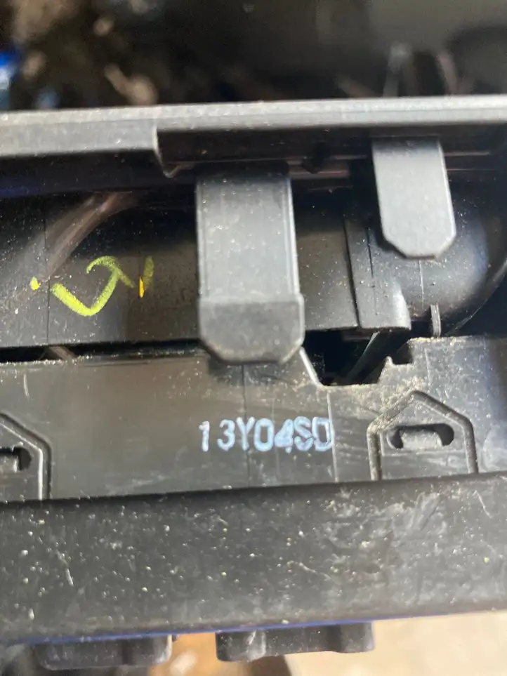 Nissan Qashqai (2013 - 2017) 13Y04SD Блок кнопок стеклоподъемников — фото 3
