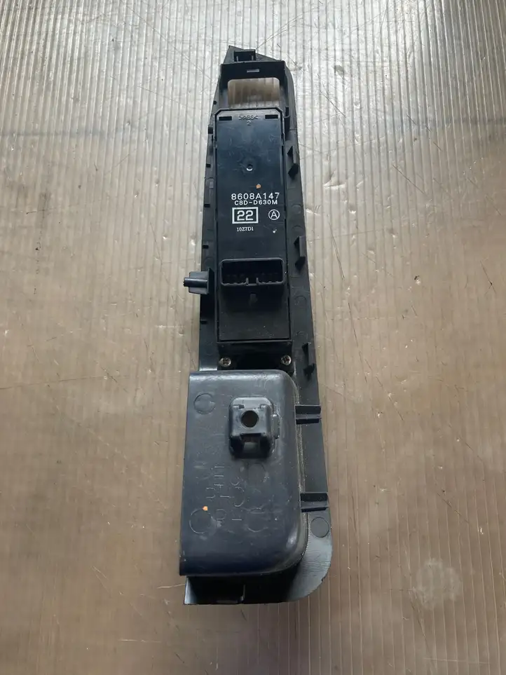 Citroen C-Crosser (2007 - 2013) 8608A147 Блок кнопок стеклоподъемников — фото 2
