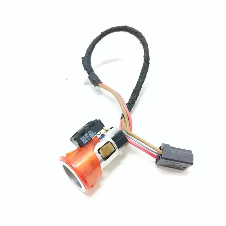 Audi A3/S3 8V (2012 - 2016) 8U0919340B Передний прикуриватель — фото 2