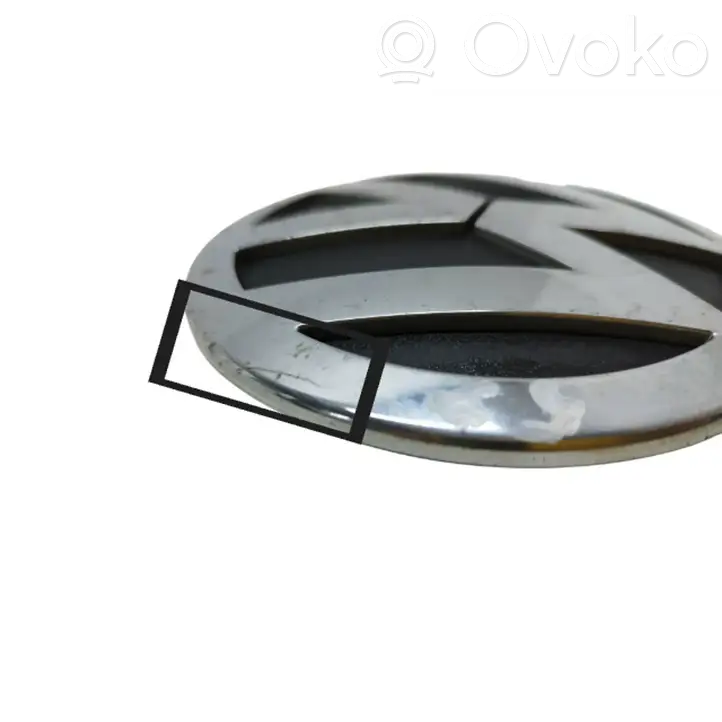 Volkswagen PASSAT B6 (2005 - 2010) 2K0853630B Эмблема производителя — фото 4