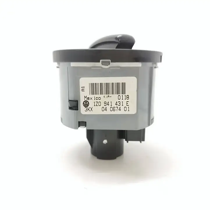 Skoda Octavia Mk2 (1Z) (2004 - 2013) 1Z0941431E Включатель фонарей — фото 4