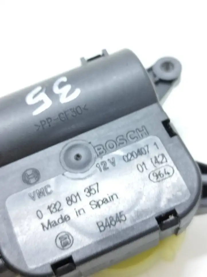 Skoda Roomster (5J) (2006 - 2010) 0132801357 Двигатель задвижки потока воздуха — фото 6