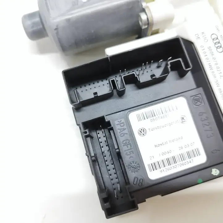 Audi A3/S3 8P (2008 - 2013) 8P4959801L Стеклоподъемник задней двери — фото 4