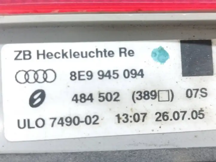 Audi A4 S4 B7 8E 8H (2004 - 2009) 8E9945094 Задний фонарь в крышке багажника — фото 8