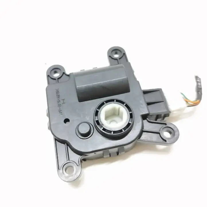 Hyundai i20 (PB PBT) (2008 - 2012) H400730820 Двигатель задвижки потока воздуха — фото 5