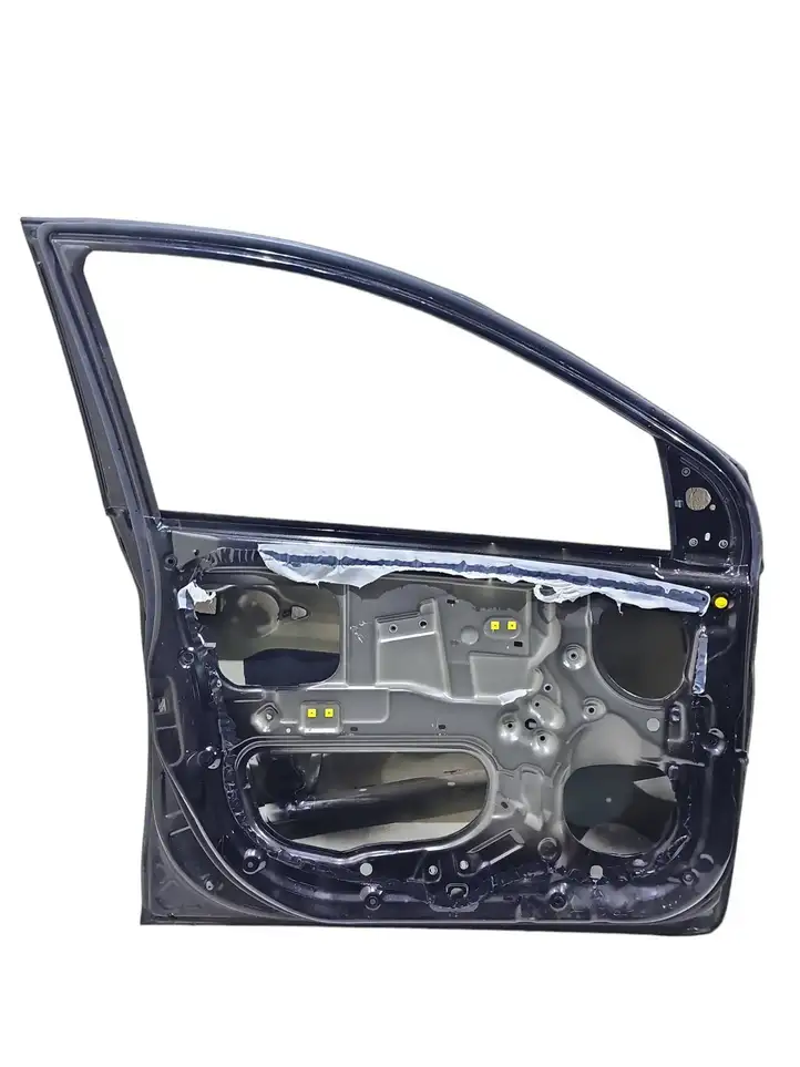 Kia Picanto (2011 - 2015) Дверь — фото 2